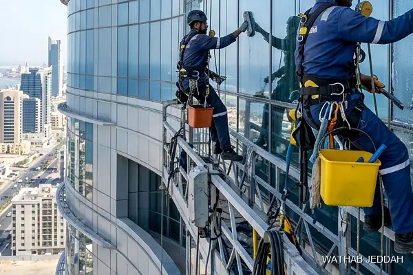 Glass Facade Cleaning in Al Hindawiyah