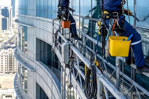 Glass Facade Cleaning in Al Manar, Jeddah - Wathab Jeddah Cleaning Services