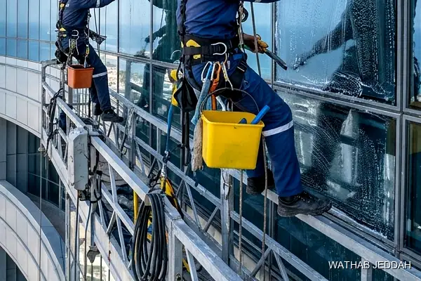 Glass Facade Cleaning in Al Waziriyah - Wathab Jeddah