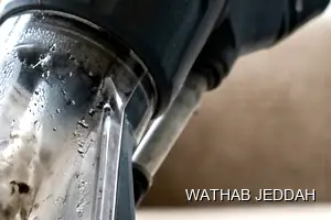 فريق وثاب جدة أثناء تنظيف مجالس في حي الحمراء بجدة