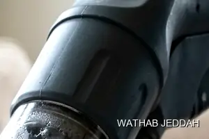 فريق وثاب جدة أثناء تنظيف مجالس في حي الخليج بجدة